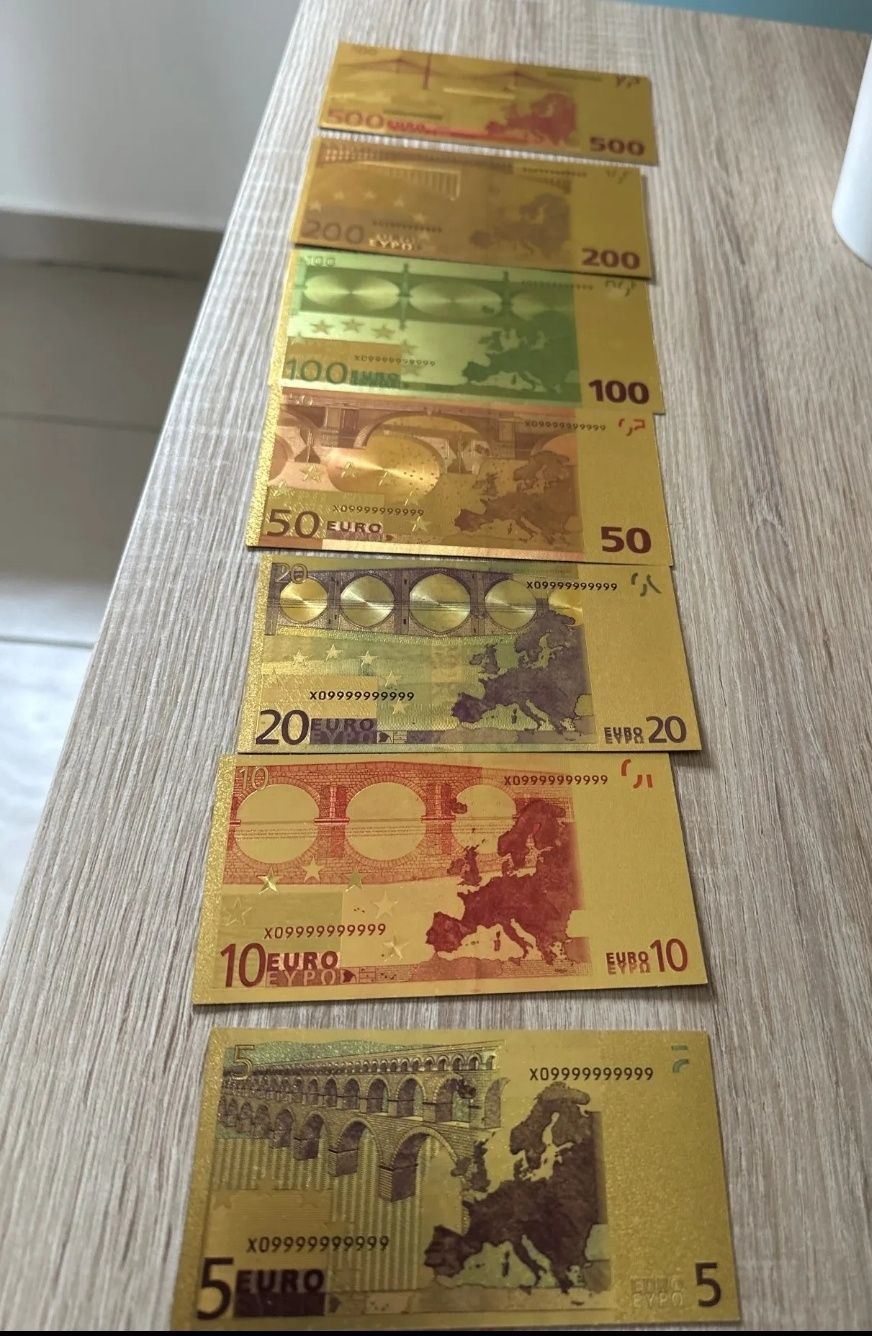 Notas de Euro douradas