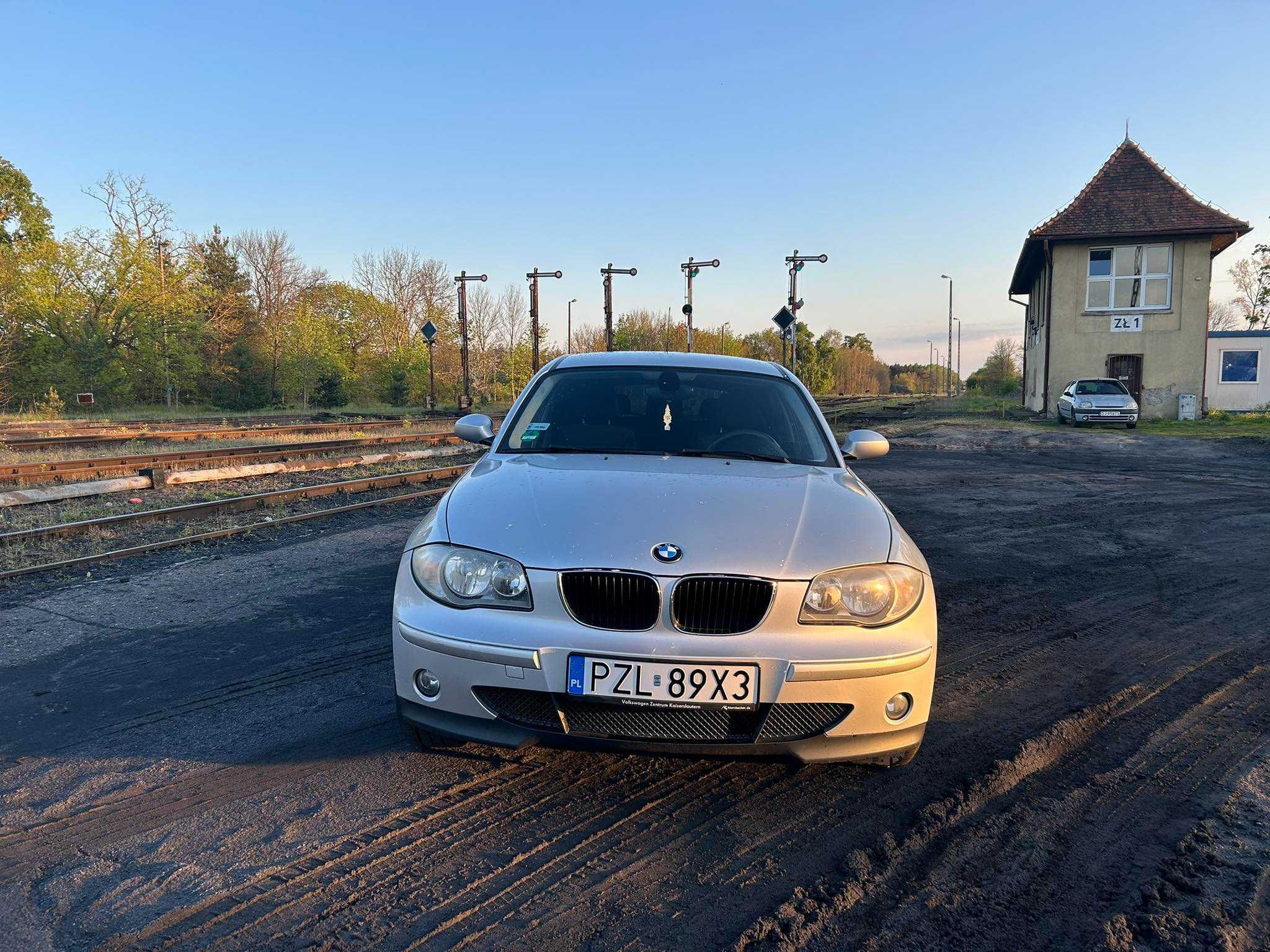 BMW 116i 2006 BENZYNA