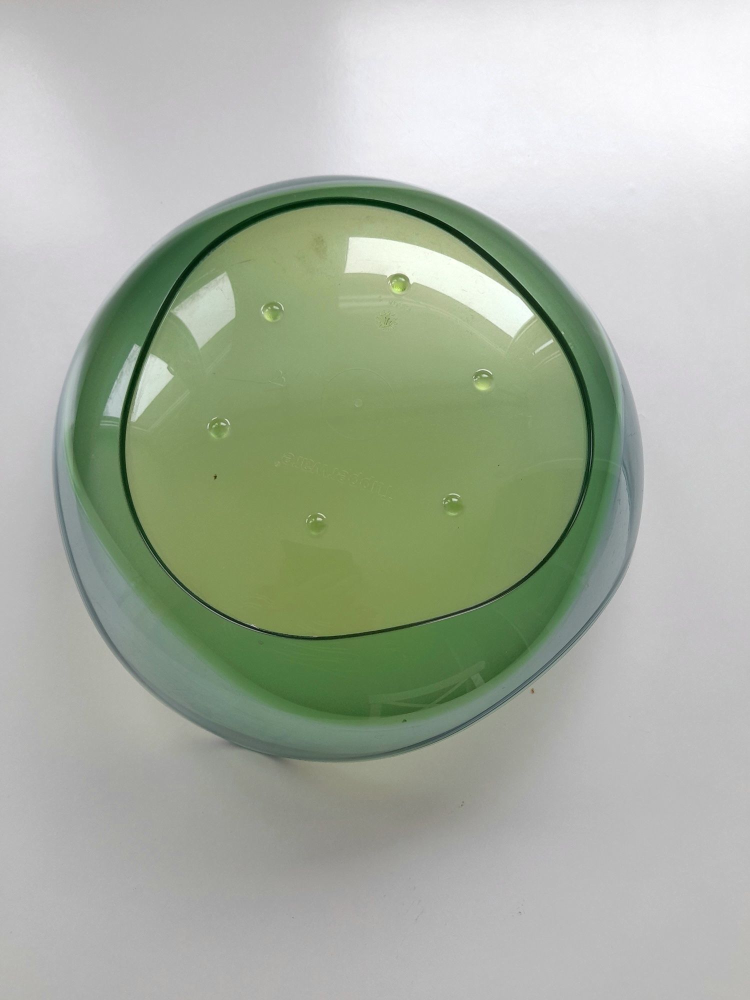 Miska w kolorze zieleni Marki TUPPERWARE 25 cm