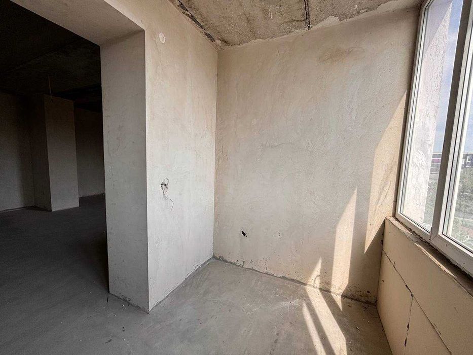 Найвигідніша пропозиція в центрі! Велика трикімнатна квартира!