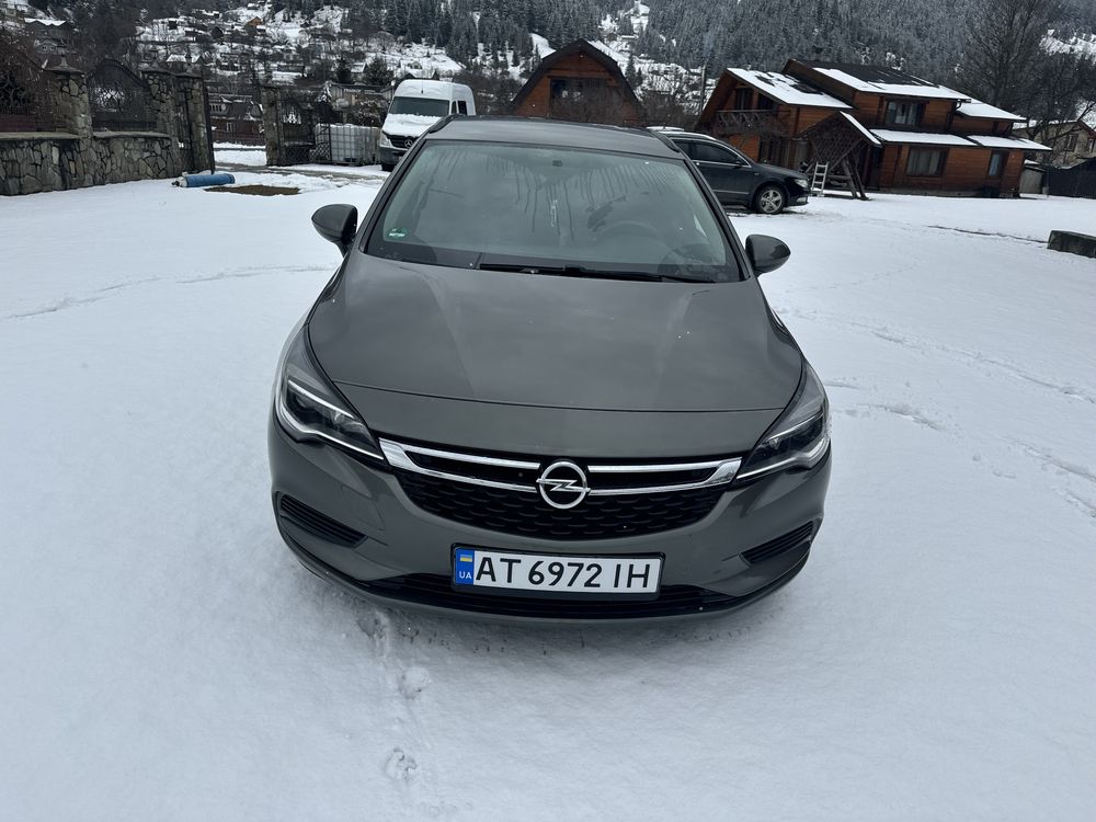 Opel astra k SUPER STAN