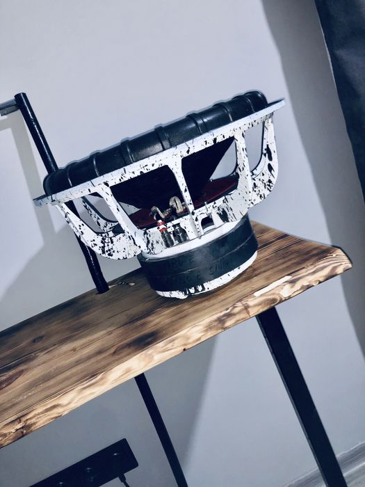 Продам сабвуфер 15 кастом