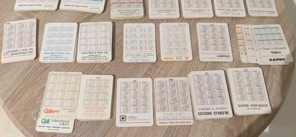 Grande coleção de calendários diversos - 500