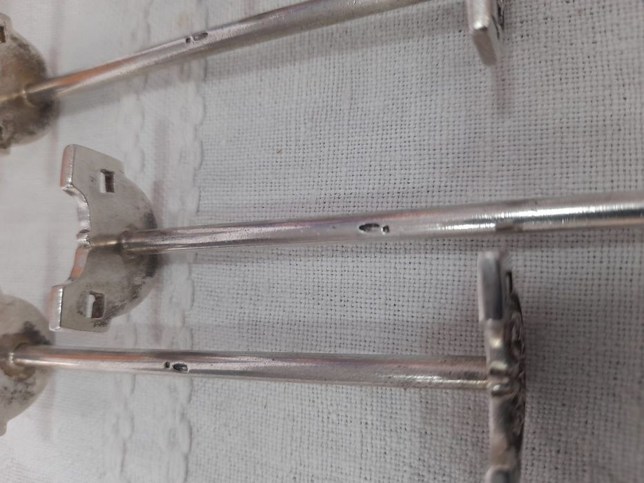 Pousa talheres em prata centenários