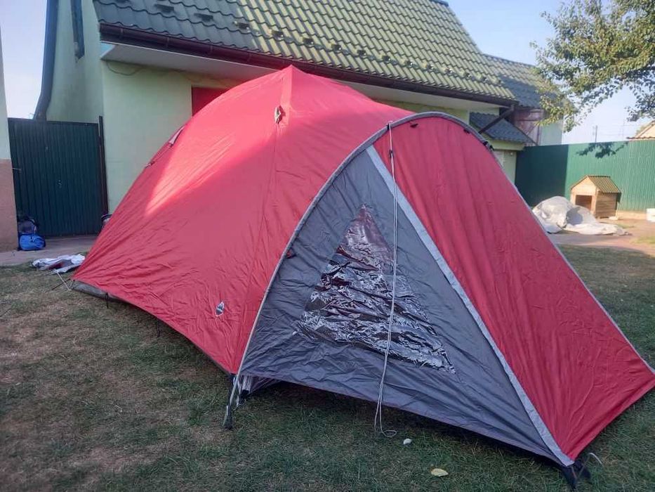 Палатка 3-4місна Adventuridge