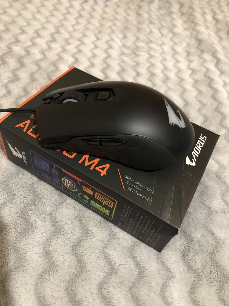 Мишка Gigabyte AORUS M4