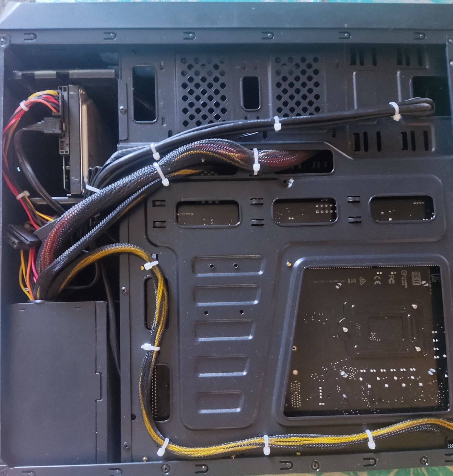 Компьютер 1060 6 Гб, i5-8400, 16 ДДР4