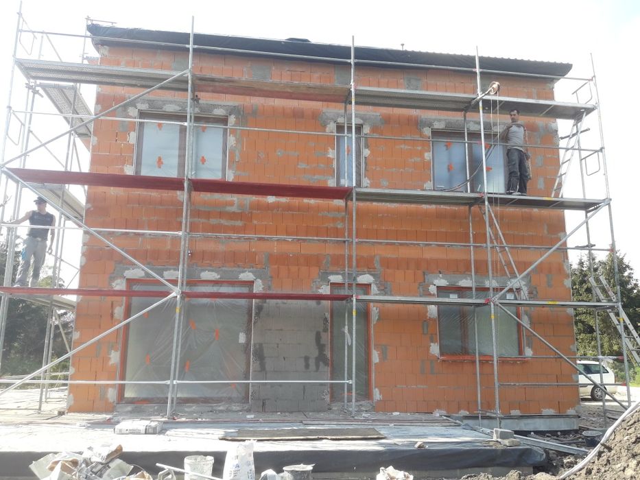 Tynki maszynowe cementowo-wapienne