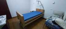 Cama hospitalar.