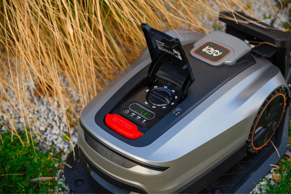 Robot koszący SUNSEEKER RTK