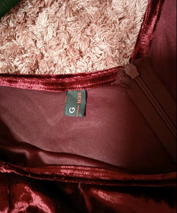 Женские вечерние платья