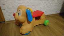Chodzik ,pchacz fisher price szczeniczek