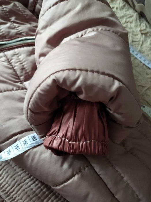 Продам зимову куртку із сапожками