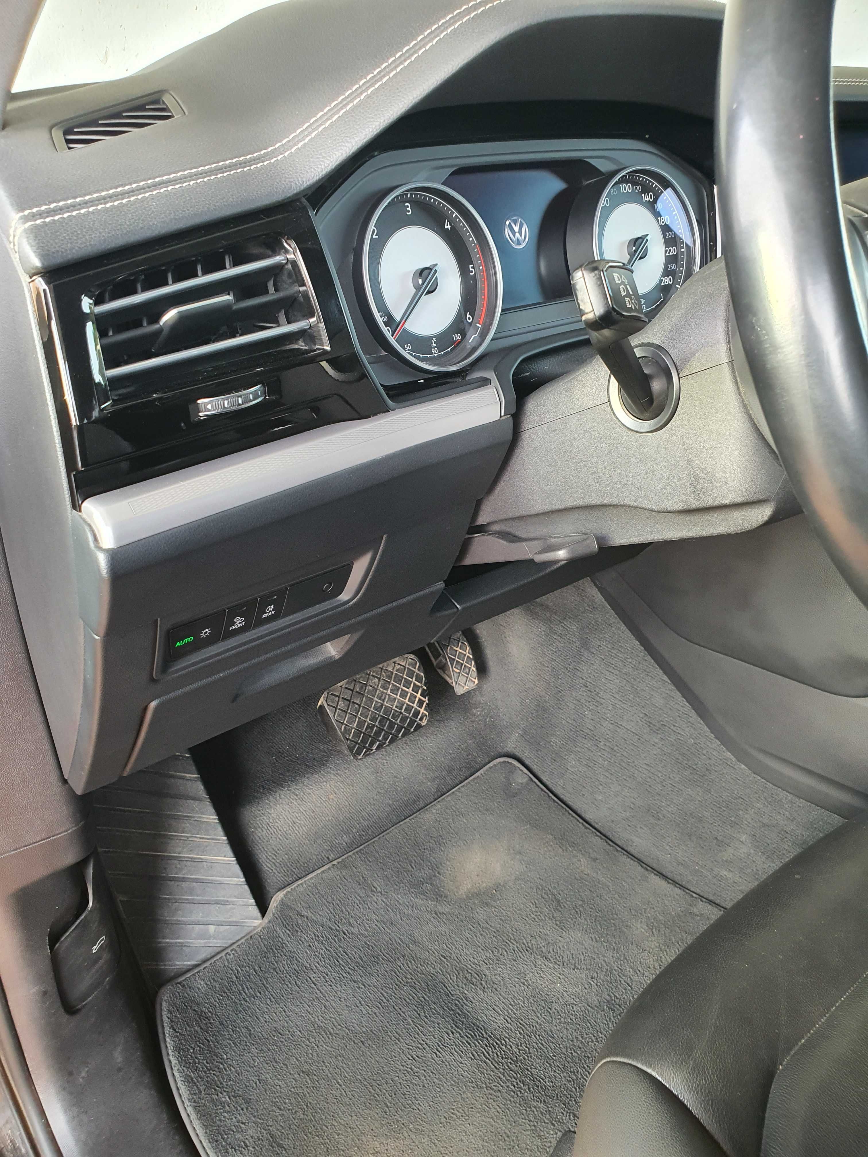 Volkswagen VW Touareg 3.0 TDI V6/  Excelente estado com muitos extras