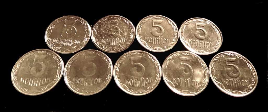 В коллекцию набор монет 5 коп разных стран с 1929 по 2014 гг .