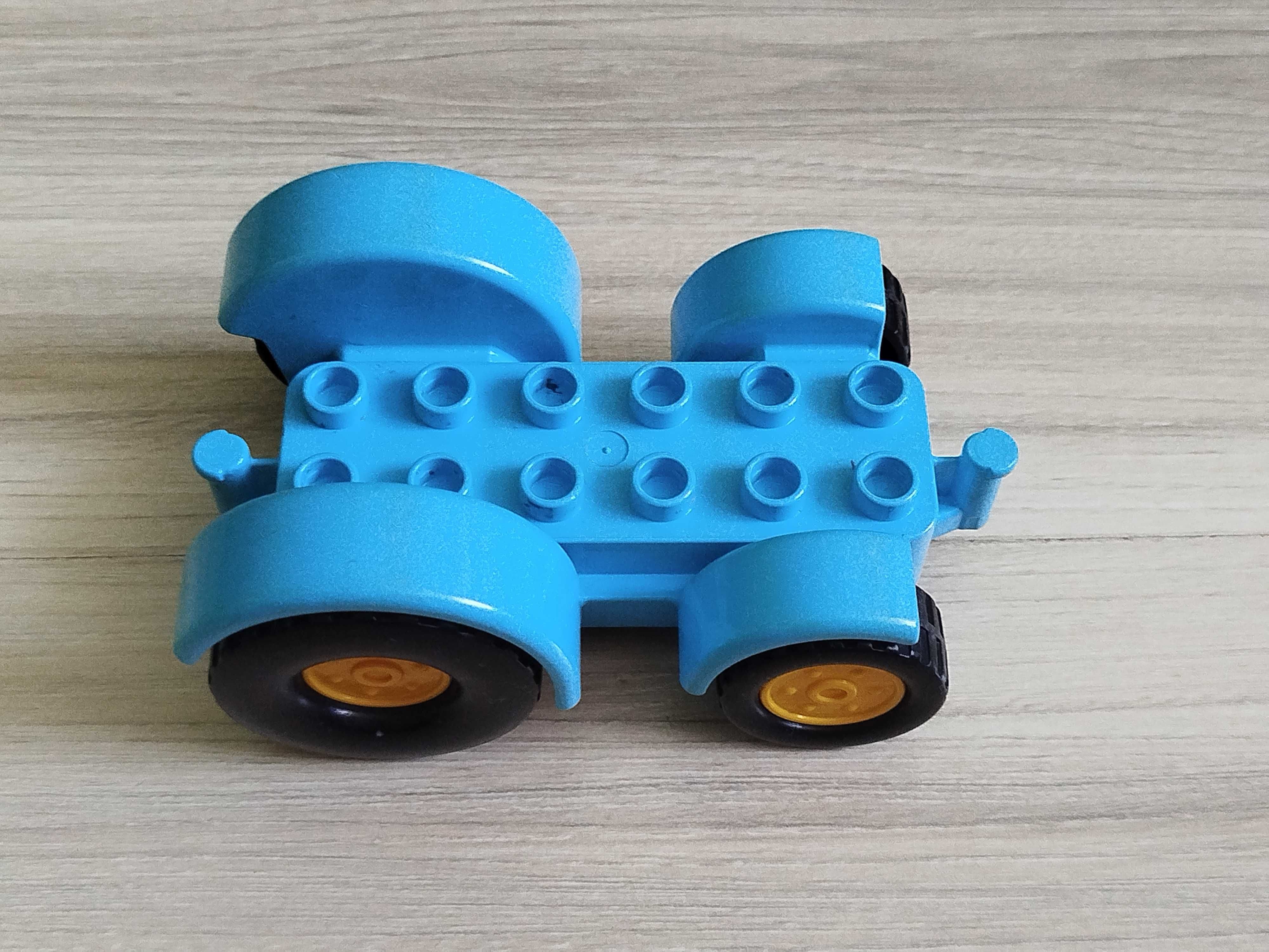 Klocki Lego Duplo - niebieskie podwozie dla traktora, traktor