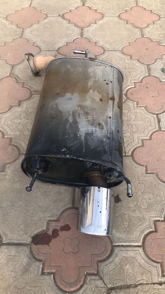 Выхлопная бочка,выхлоп,глушитель toyota camry 55,50,70