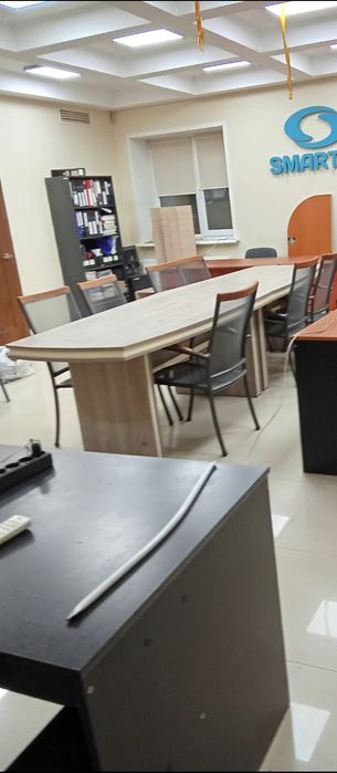 Здається  приміщення під офіс на Проспекті Свободи.