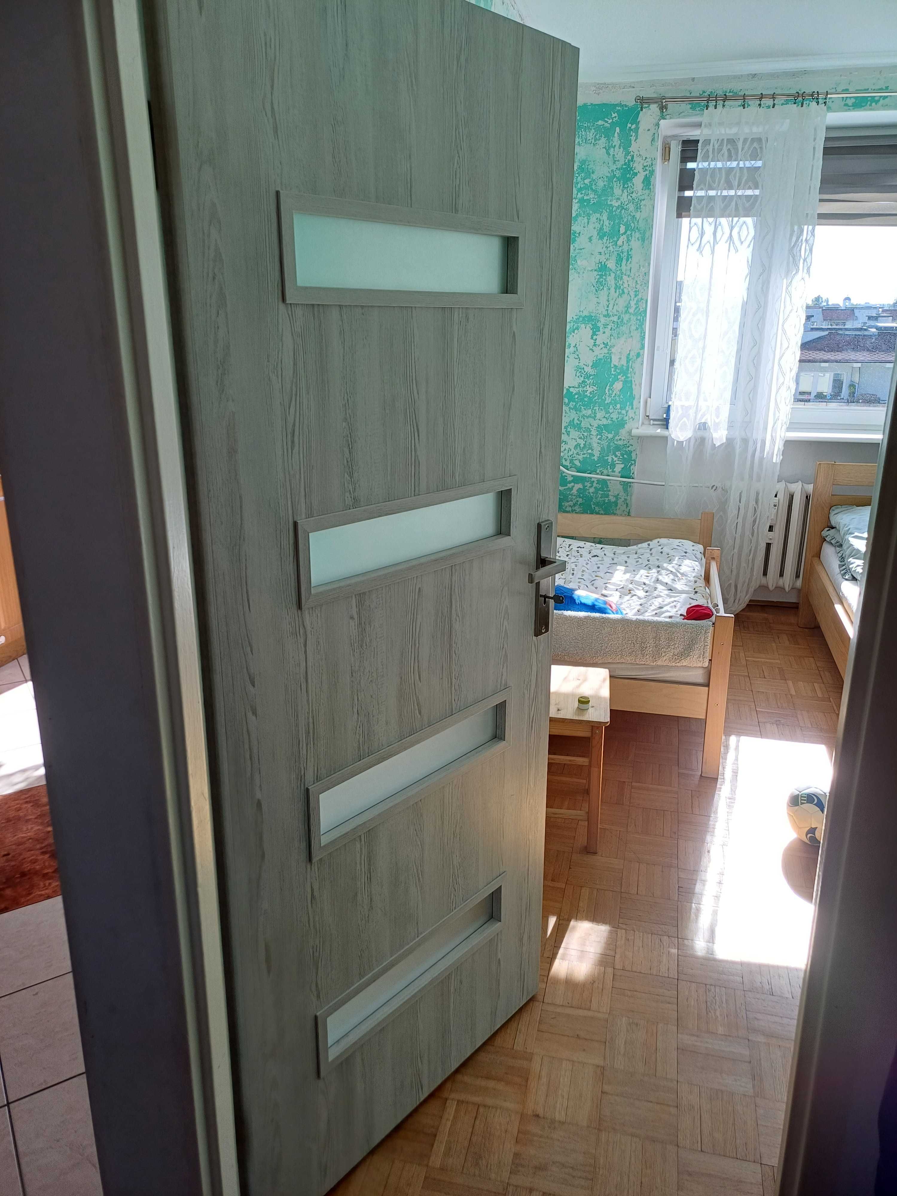 Drzwi przeszklone 60l, 80l