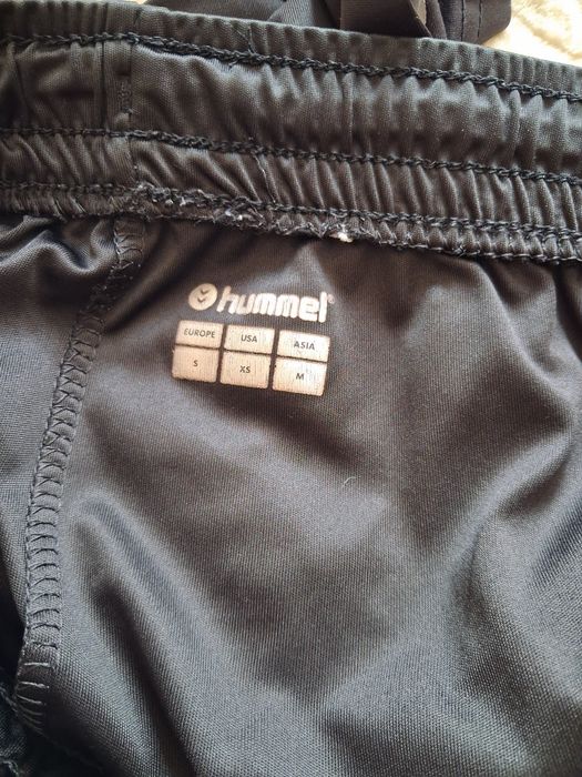 Spodenki męskie sportowe hummel