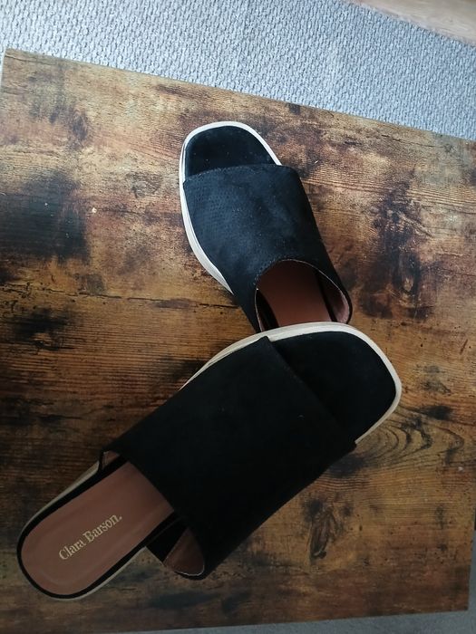 Clara Barson -nowe klapki na obcasie