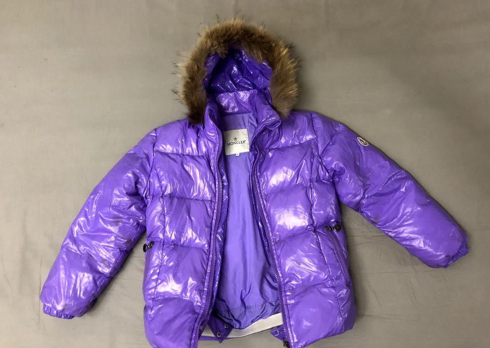 пуховик Moncler оригинал  на девочку подростка size XL маломерит на XS
