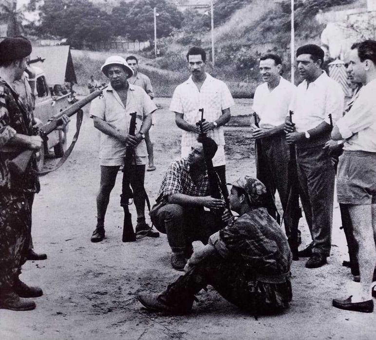 ANGOLA 1961 a 1963, de Dante Vacchi - Lisboa 1963 - MUITO RARO