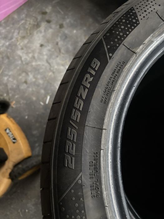 Opony letnie 19 Compasal Blazer UHP 2 225/55 r19