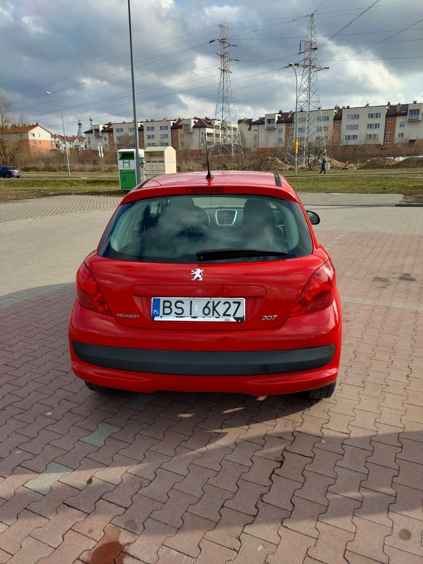 Peugeot 207, 1.4 benzyna