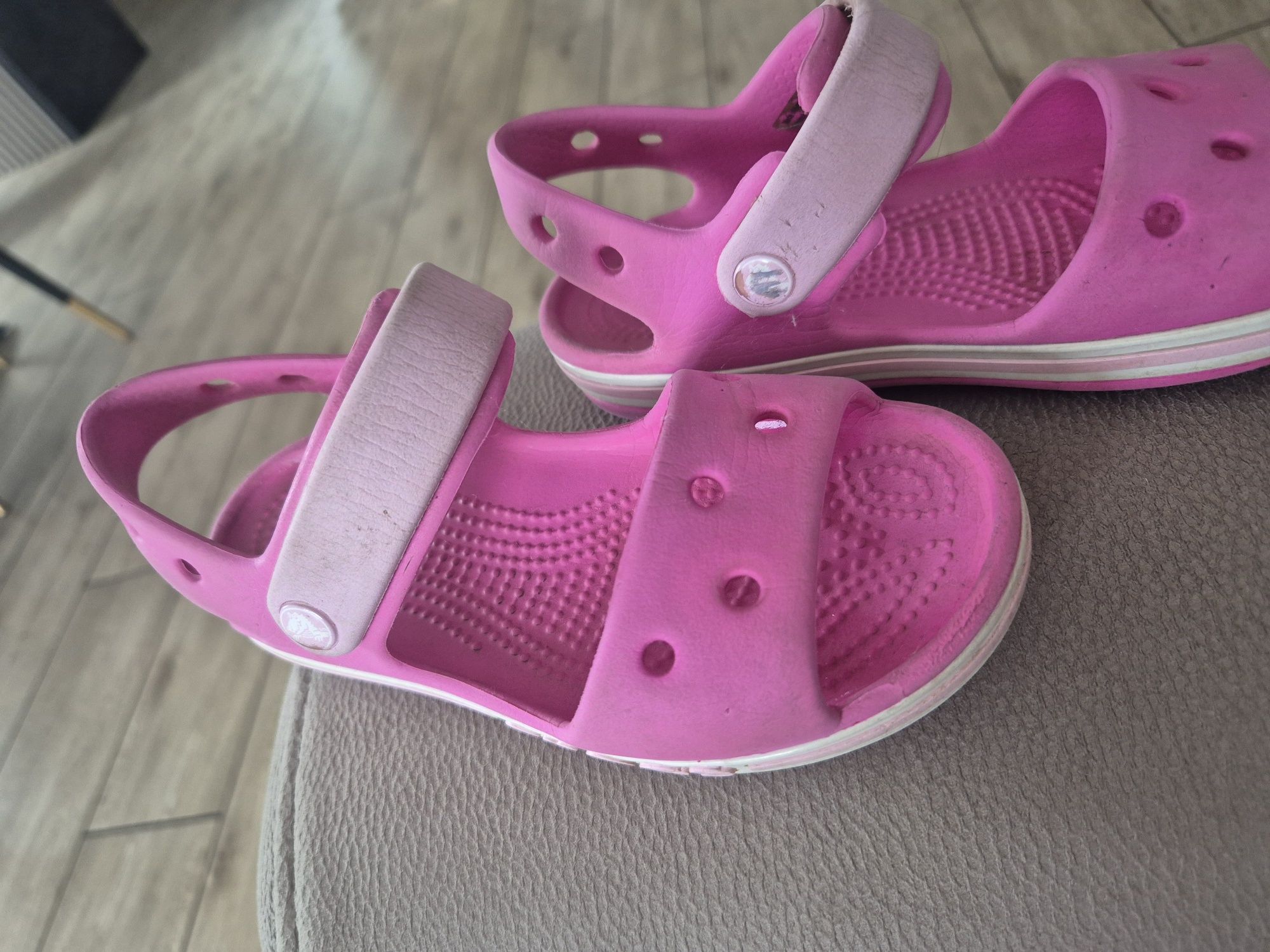Sandały crocs c11 różowe