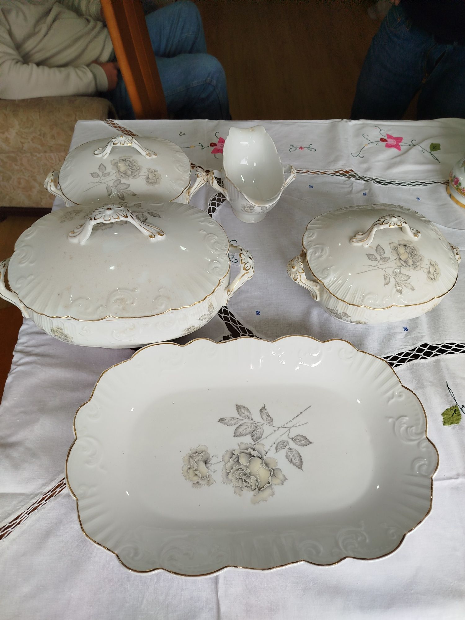 Conjunto de terrinas Vista Alegre