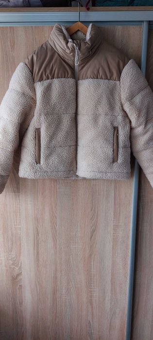 Зимова куртка розмір М
