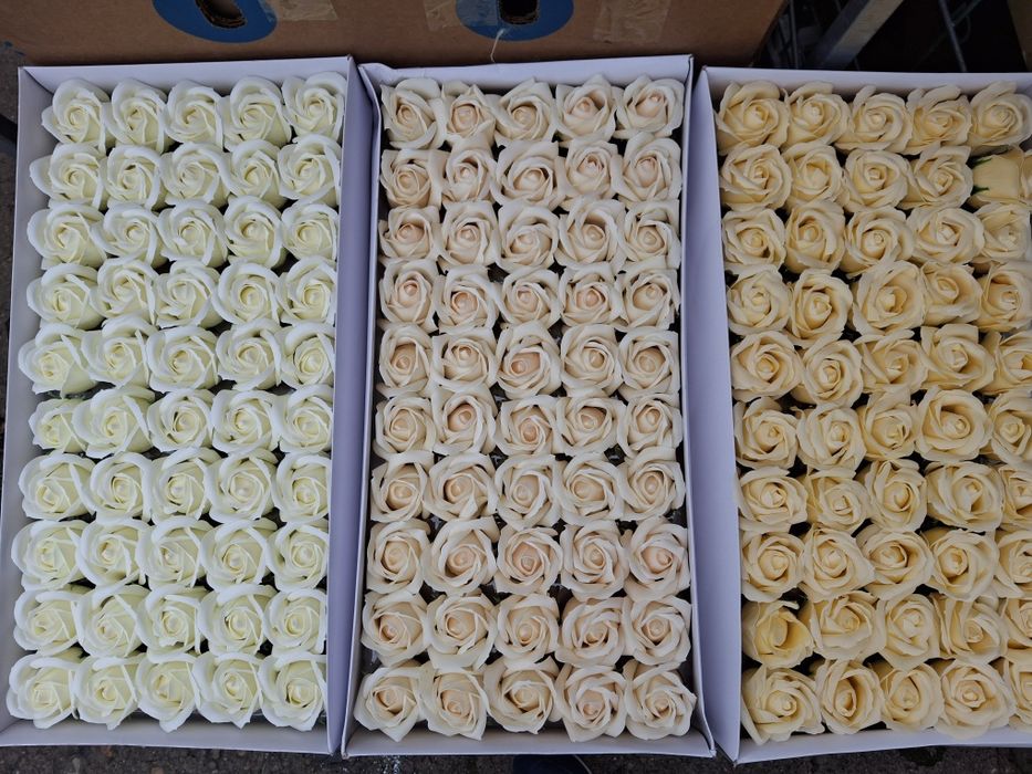 Róże mydlane kwiaty do dekoracji 50 szt box