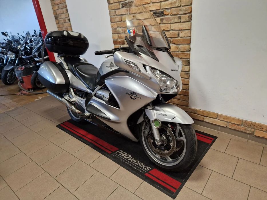 Honda ST Honda St1300 St 1300 Pan European Abs 2006r