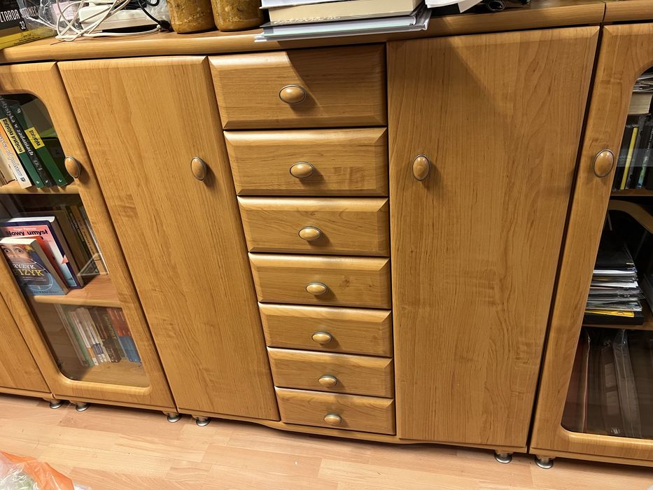 Meble VOX OLCHA MIODOWA stan bardzo dobry