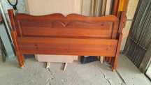 Cama de casal usada