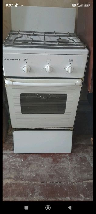 Плита газова та пральна машина