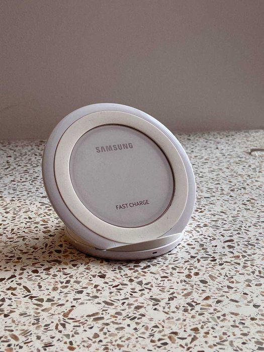 Безпровіднна зарядка Sumsung