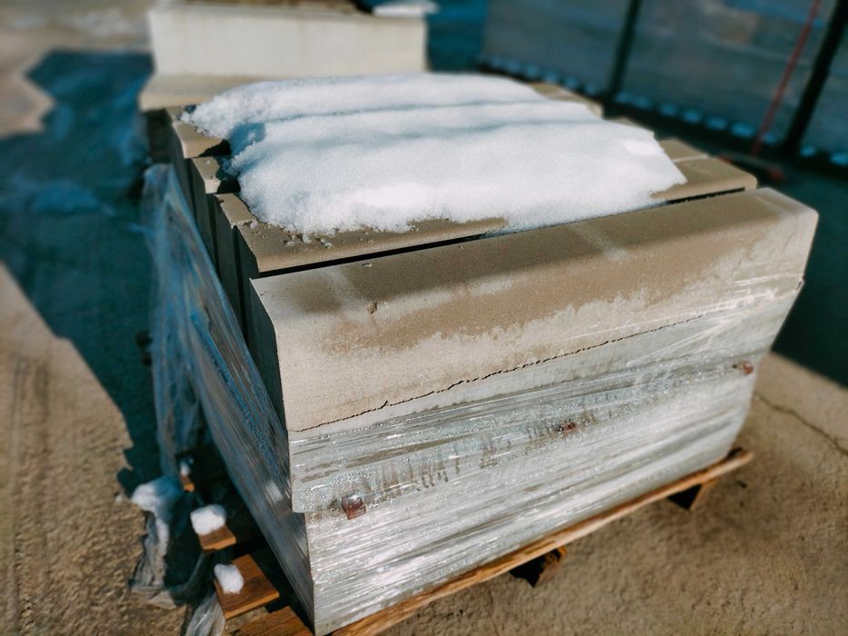 Krawężnik 15x30x100cm  II gatunek