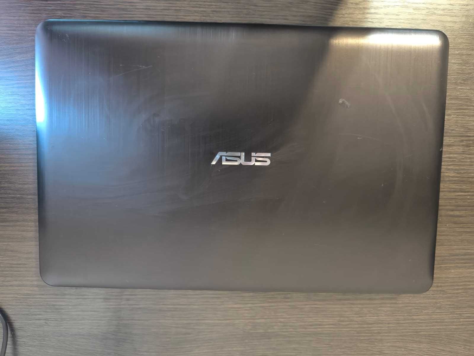 Ноутбук ASUS F540M