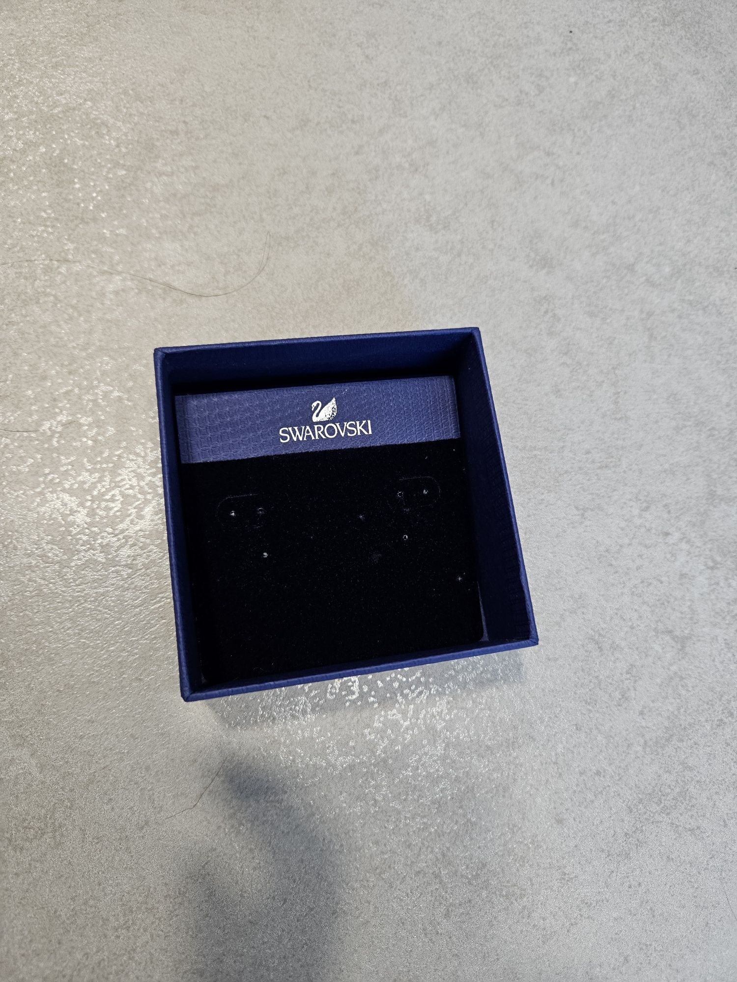 Várias caixas Swarovski