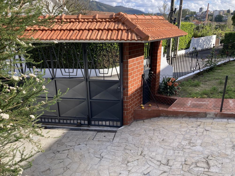 Moradia Casa em Santo Tirso