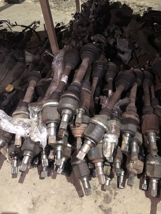 Піввісь привід renault scenic megane citroen c4 полуось цітроен кулак