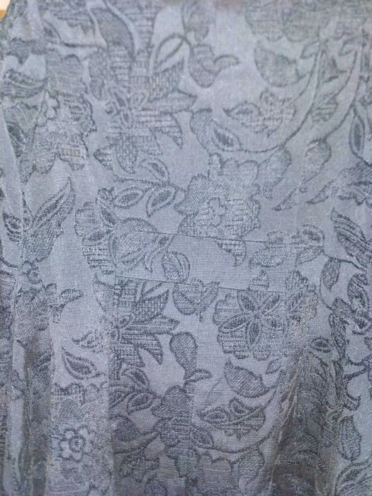 Casaco preto comprido