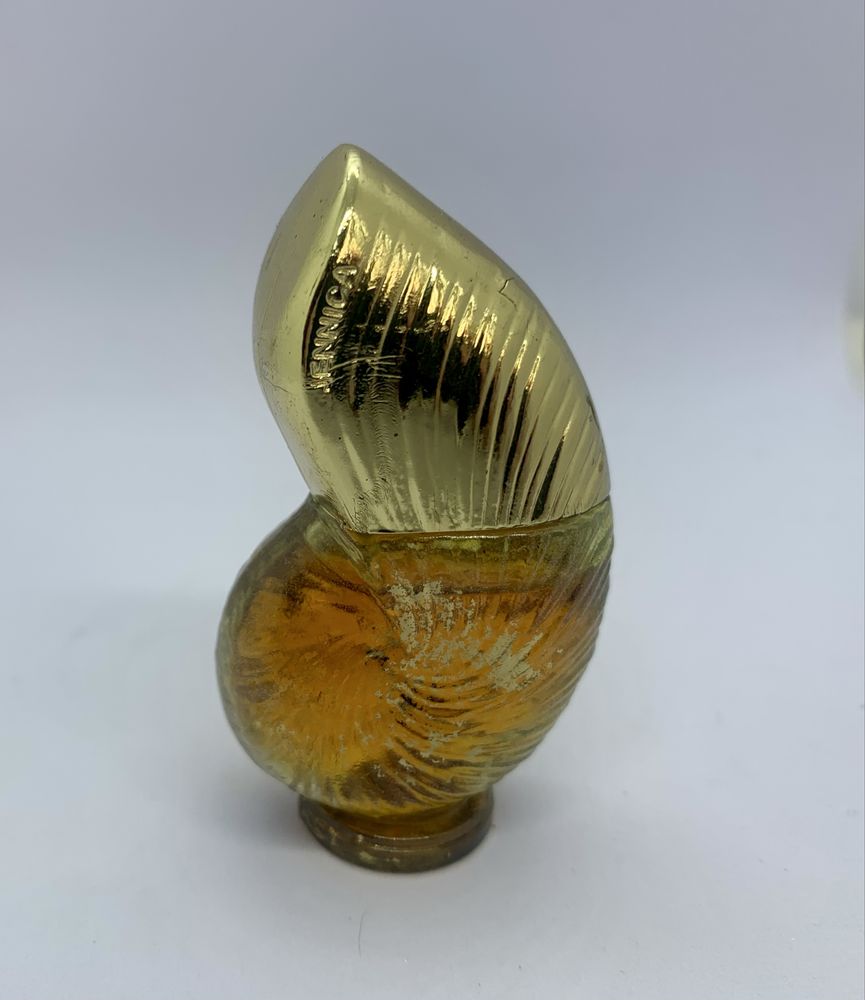 Vintage Fleur de Nacre Jennica