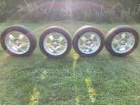 Alufelgi 5x100 15 cali 6j ET35 Seat Audi Skoda Volkswagen z oponami
