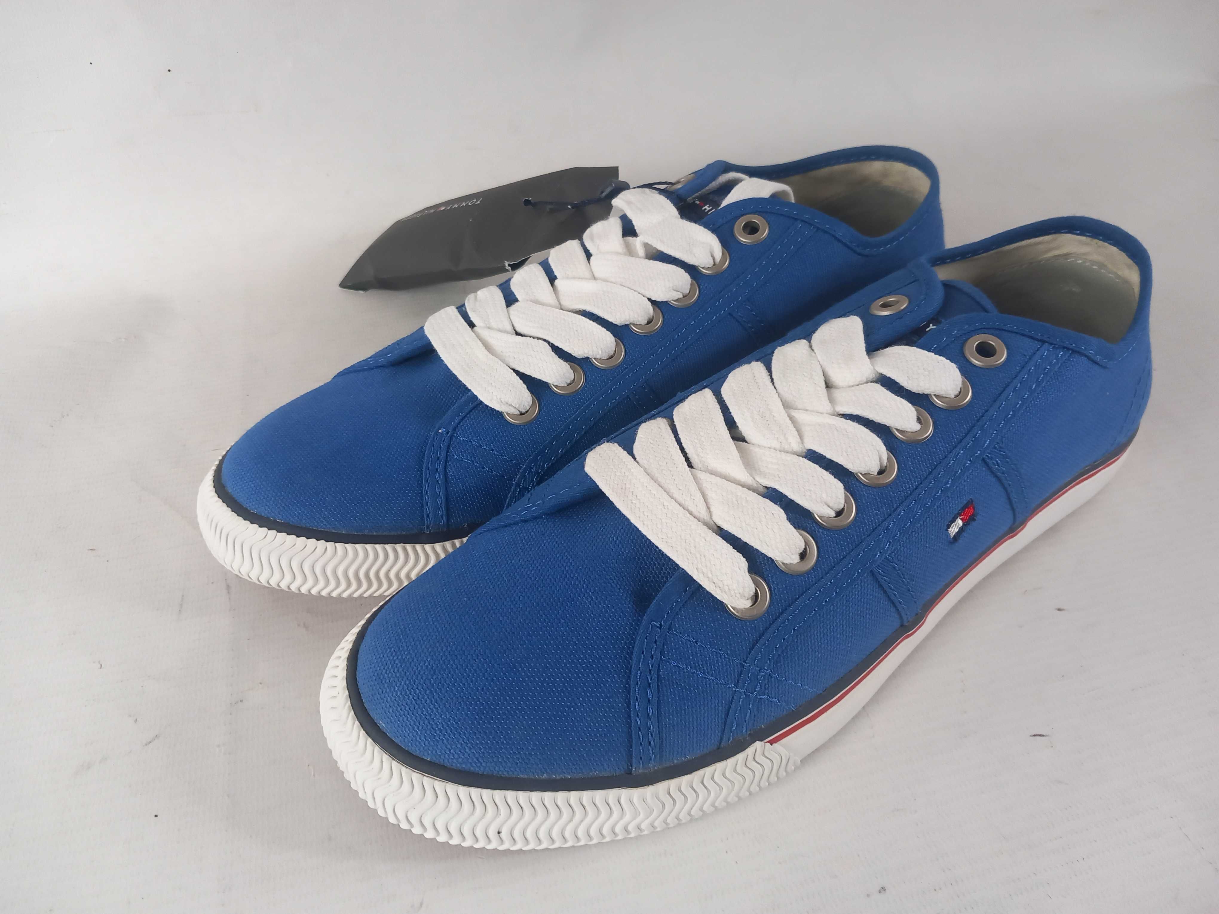 Tommy Hilfiger trampki męskie niebieski rozmiar 44