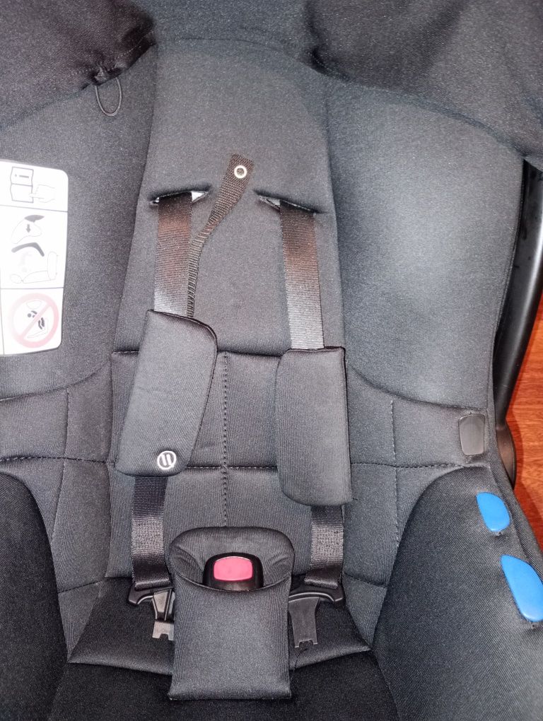 Avionaut Pixel + baza ISOFIX