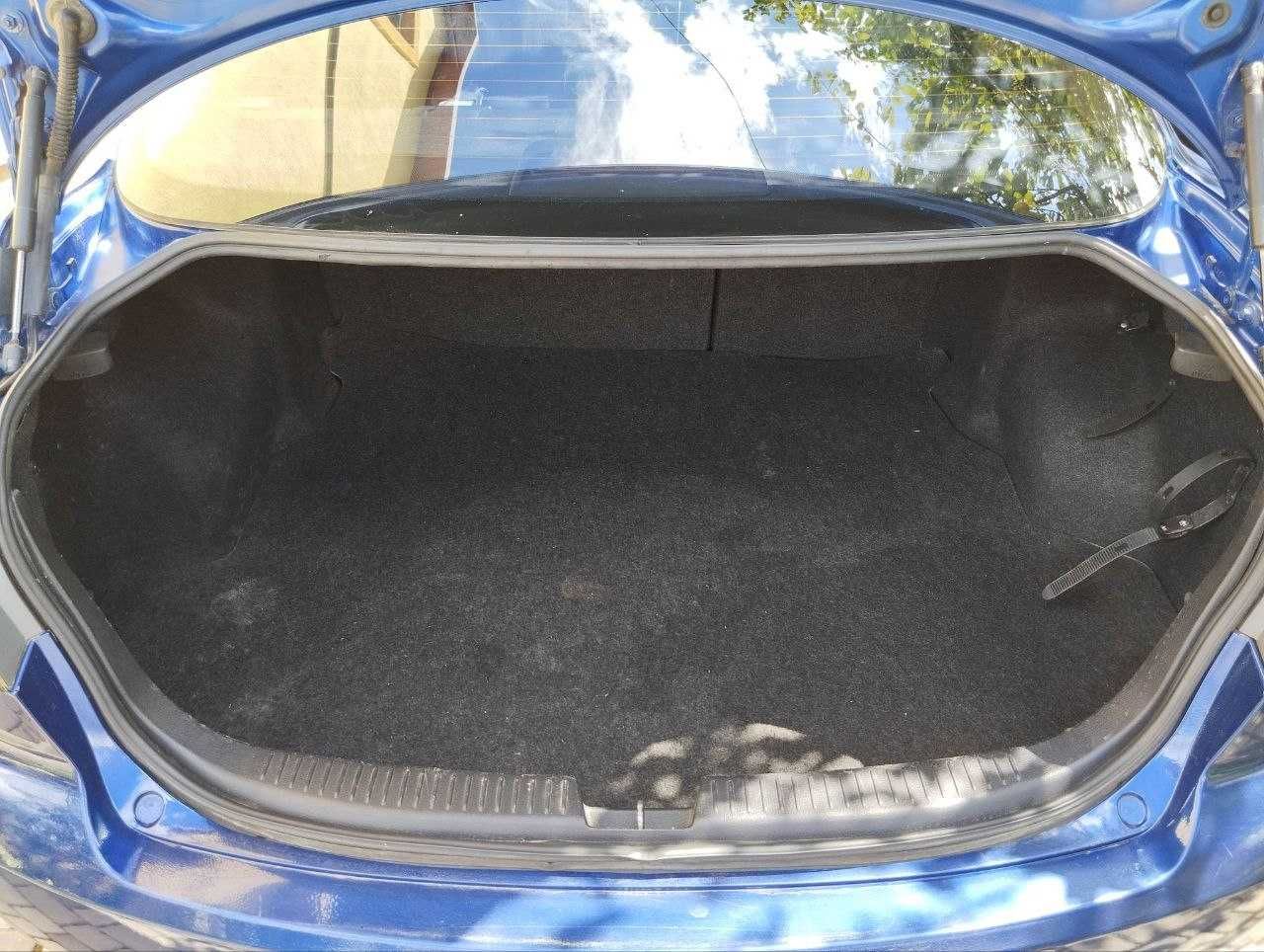 Mazda 6 GG 2005 1,8 бензин