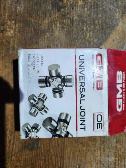 Хрестовина кардана Хюндай Н 200